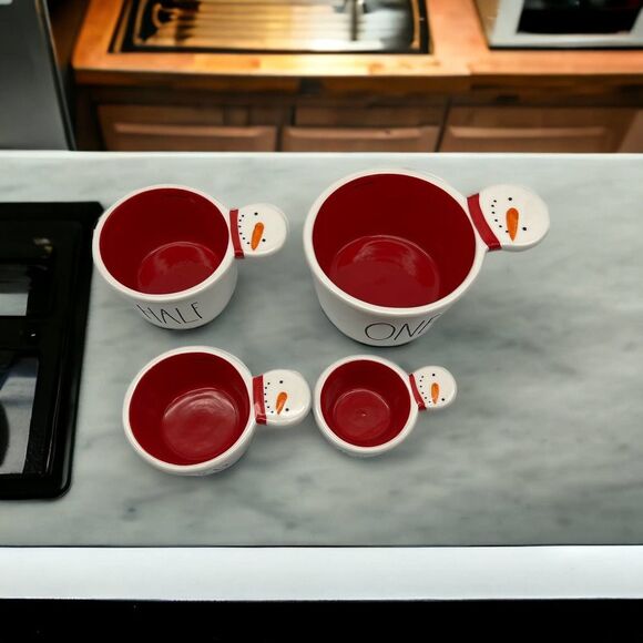 Rae Dunn Snowman Measuring Cups With Handle - Picture 3 of 3